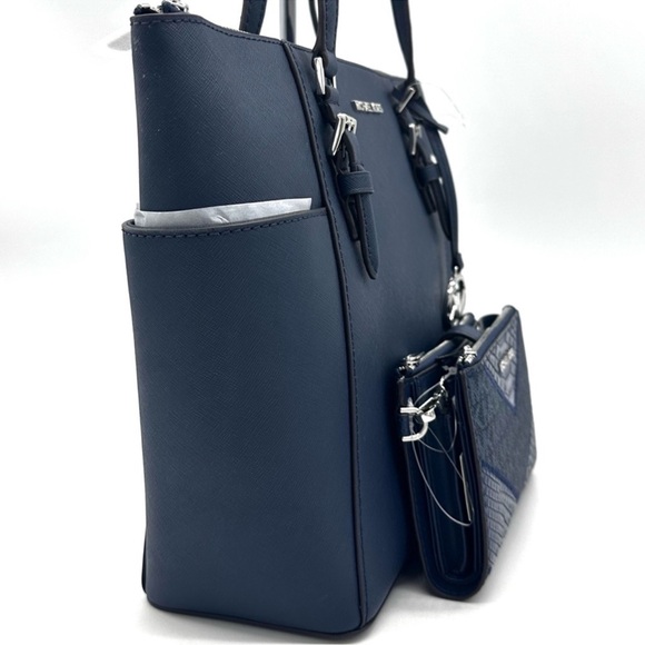 Michael Kors Large Charlotte Tote Bag & LG Double Zip Wallet Luggage Navy Blue - Picture 4 of 15